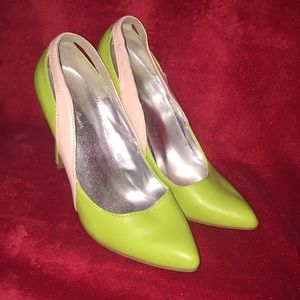 CHARLOTTE RUSSE MARLA SPIKED HEELS W/POINTED TOES